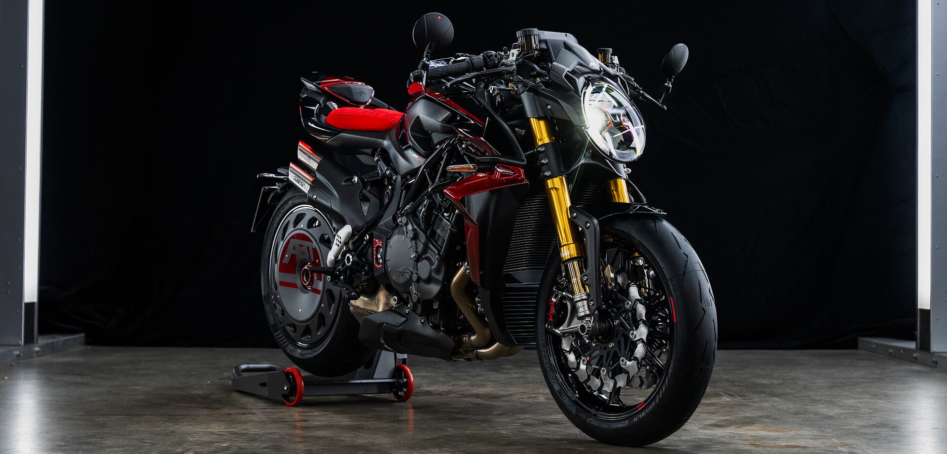 MV Agusta Brutale 1000 ABT: edição limitada une design italiano e tuning alemão