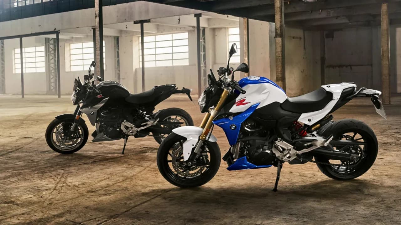 BMW F 900 R Sport