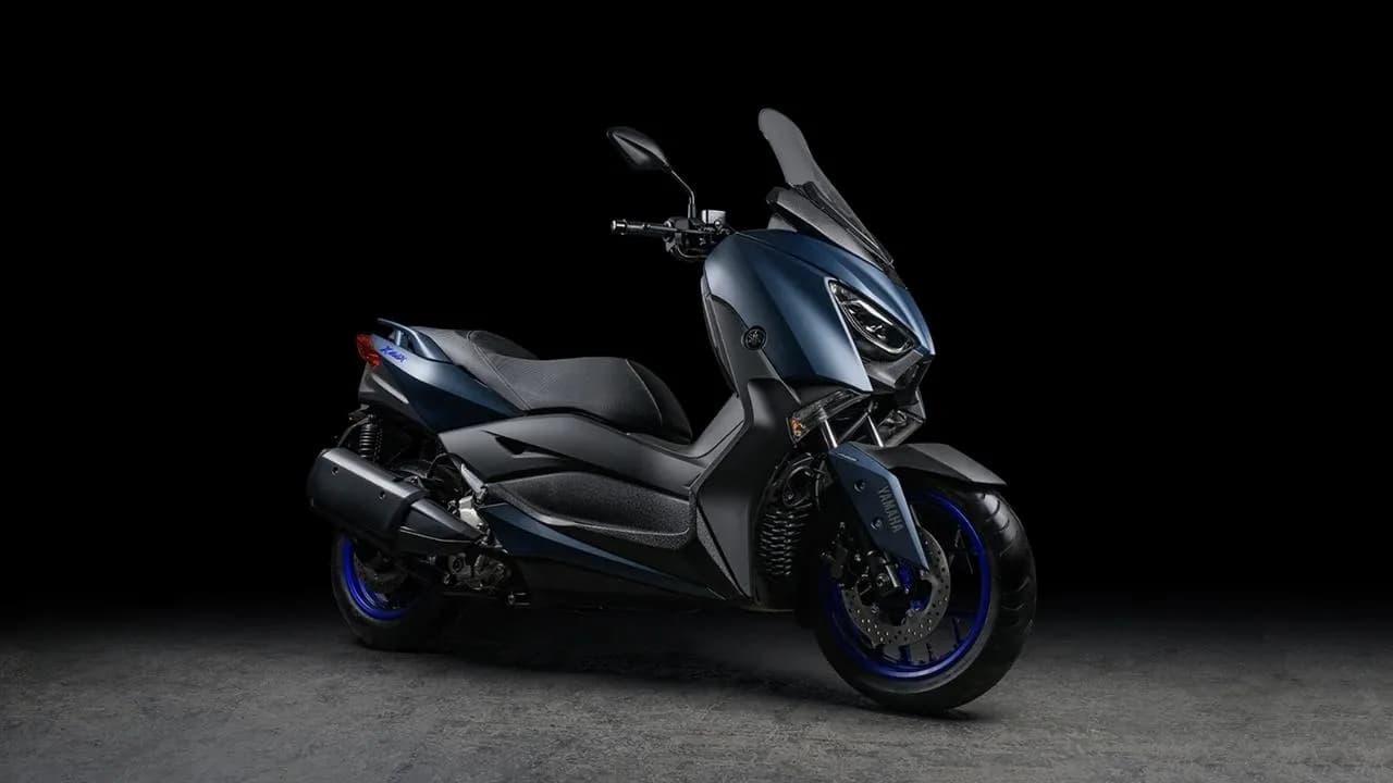 YAMAHA XMAX 300 CONNECTED