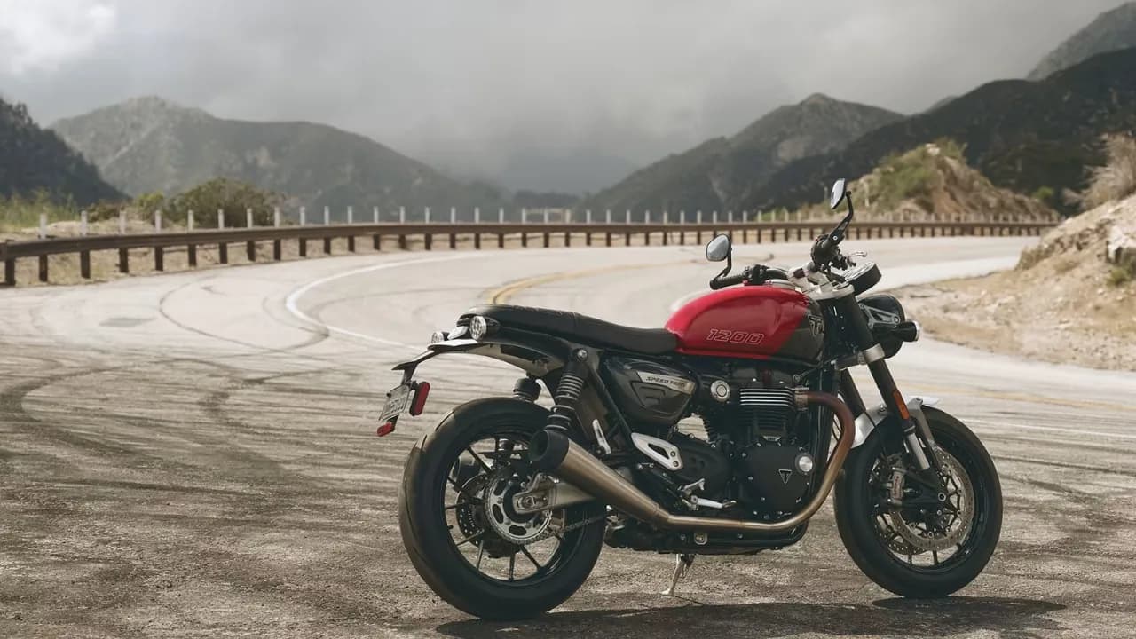 TRIUMPH Speed Twin 1200cc STEALTH EDITION