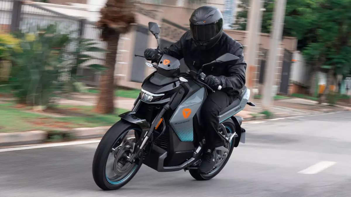 Motos elétricas no Brasil: 6 modelos à venda entre scooters e naked